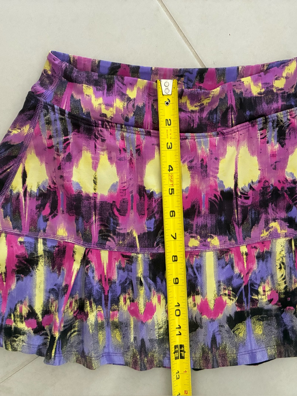 Donajo Athletic Skort with muted Purple, Pink & Yellow Print xs/s